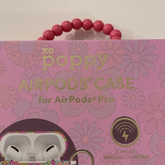 NIB xopoppy AirPods Pro floral case - Picture 3 of 4
